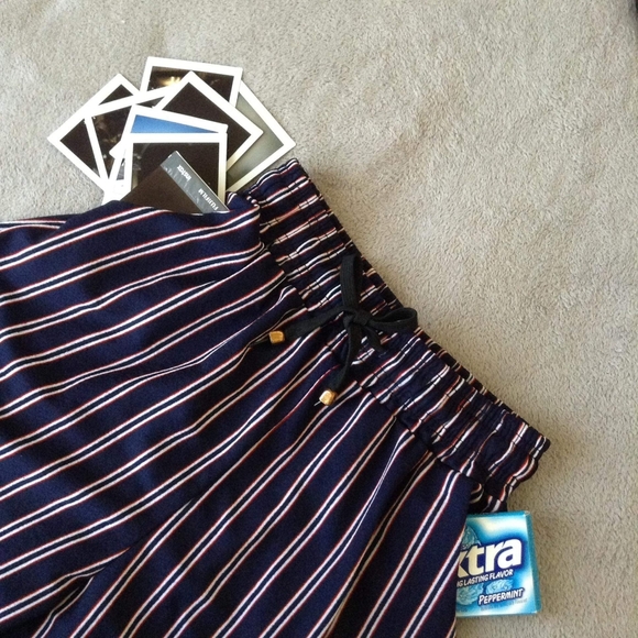 Square Pants - Picture 2 of 4